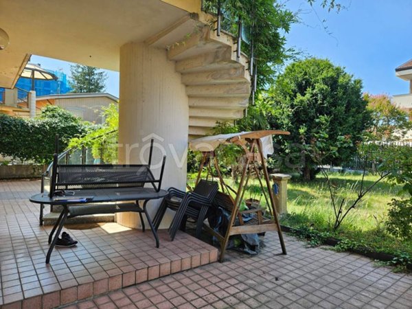 appartamento in vendita a Desio