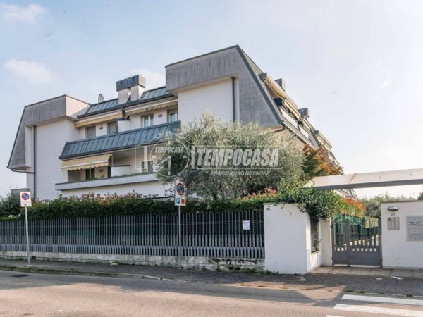 appartamento in vendita a Desio