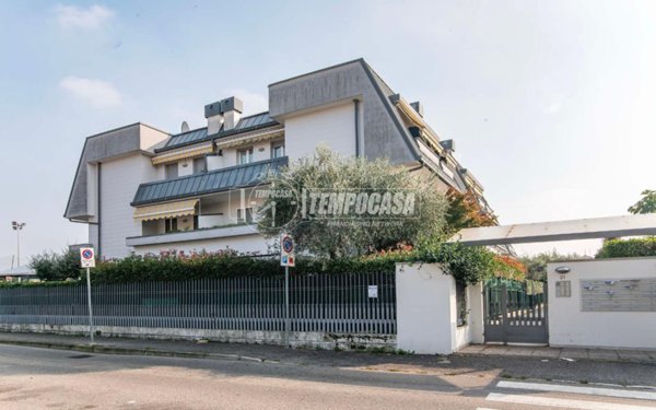 appartamento in vendita a Desio