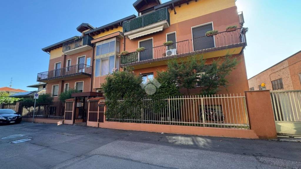 appartamento in vendita a Desio