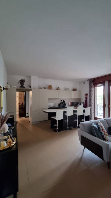 appartamento in vendita a Desio