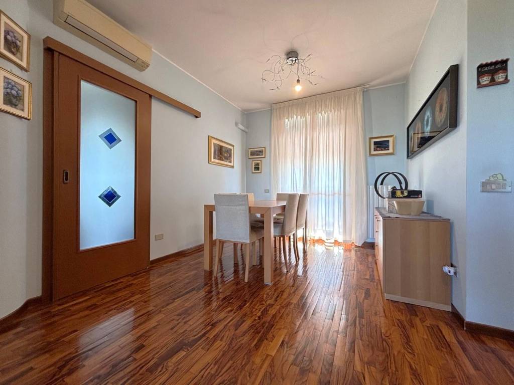 appartamento in vendita a Desio