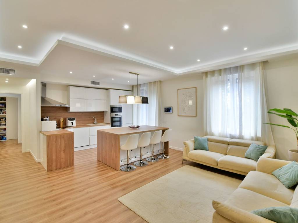 appartamento in vendita a Desio