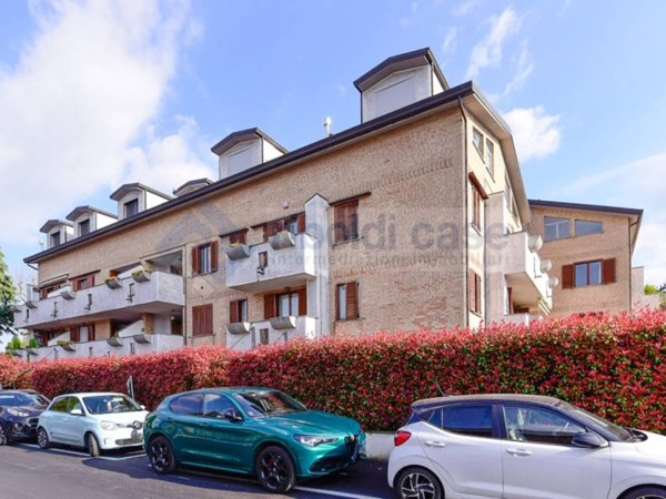 appartamento in vendita a Desio