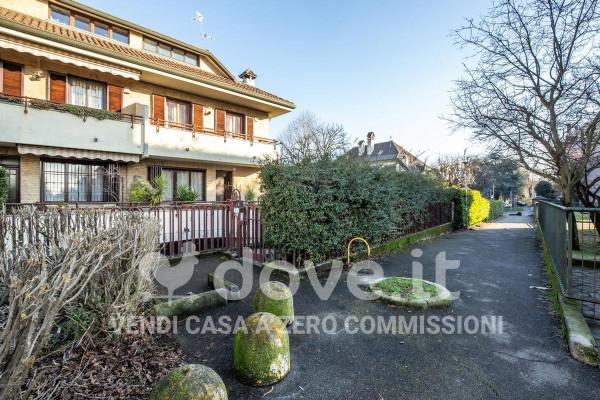 casa indipendente in vendita a Desio