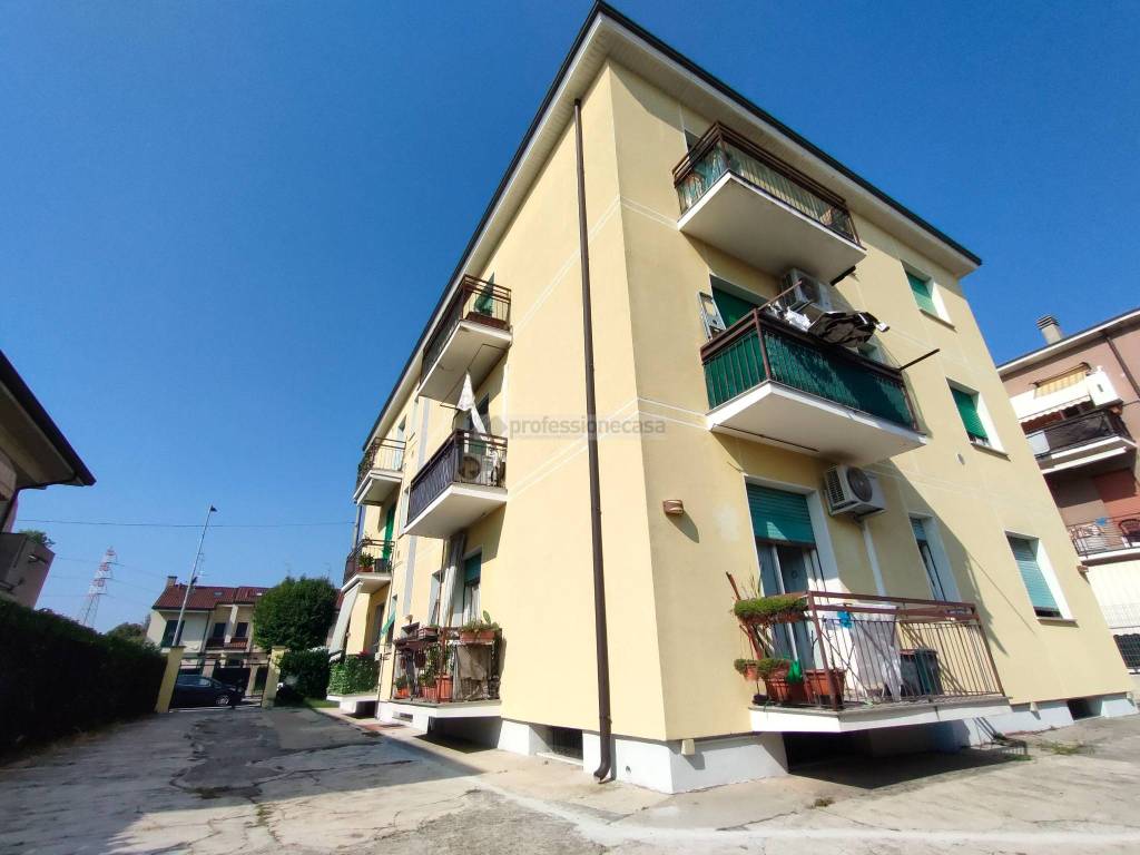 appartamento in vendita a Desio