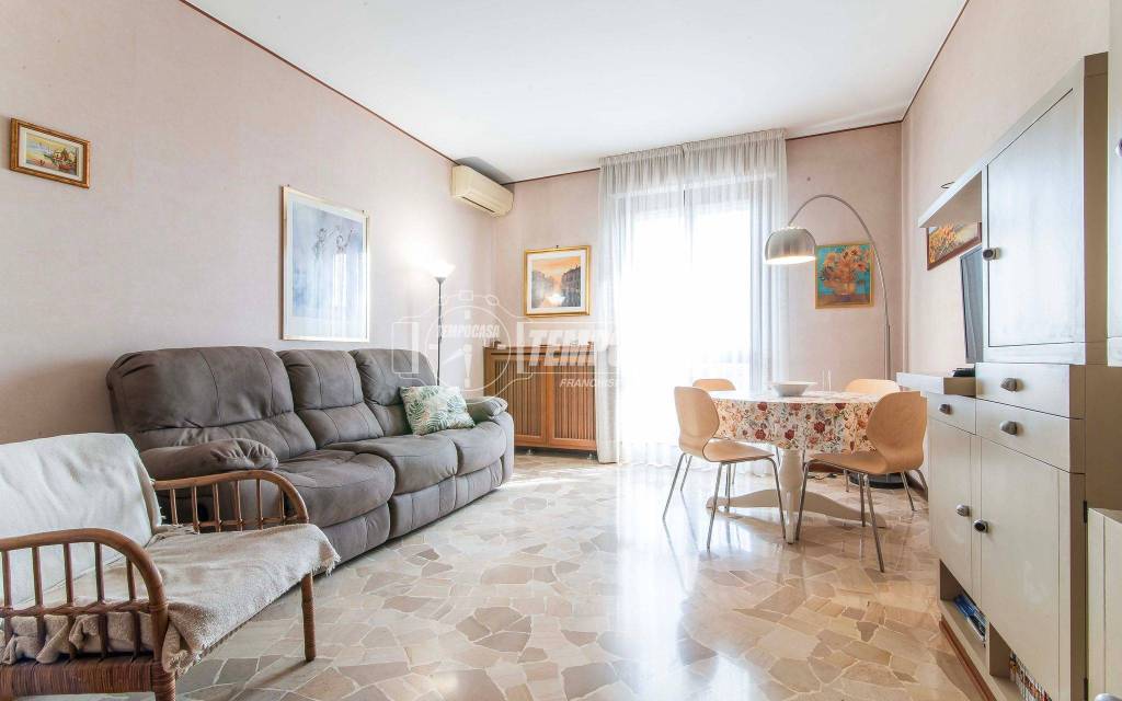 appartamento in vendita a Desio