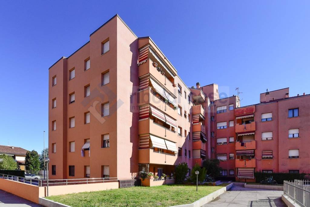appartamento in vendita a Desio