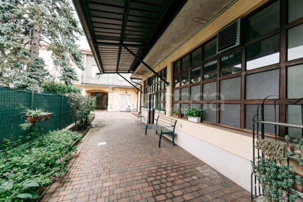 negozio in vendita a Desio