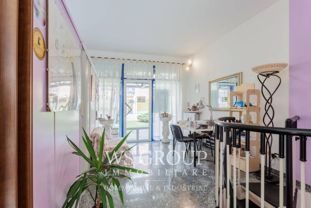 ufficio in vendita a Desio