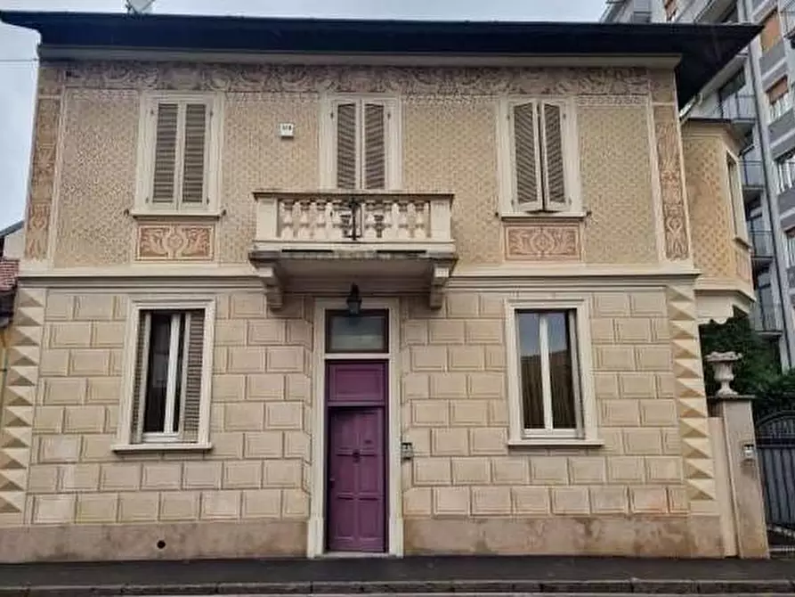 casa indipendente in vendita a Desio