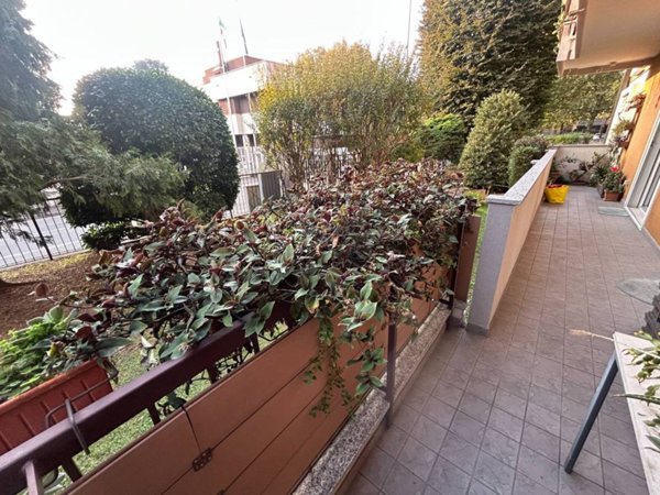 appartamento in vendita a Desio