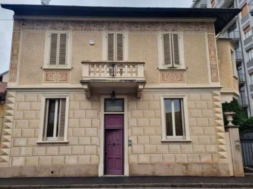 casa indipendente in vendita a Desio