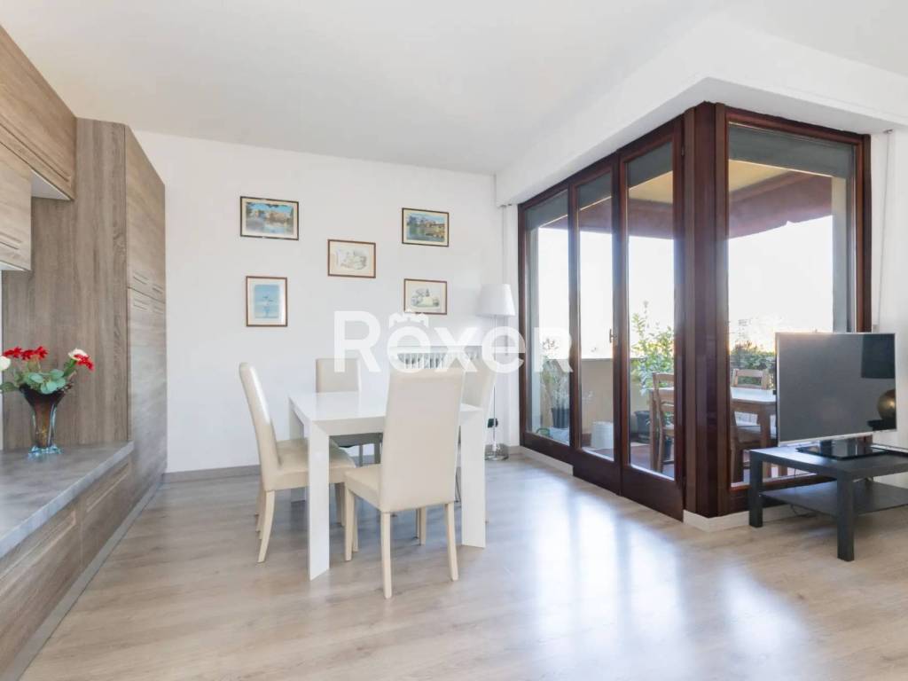 appartamento in vendita a Desio