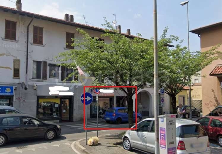 negozio in vendita a Desio