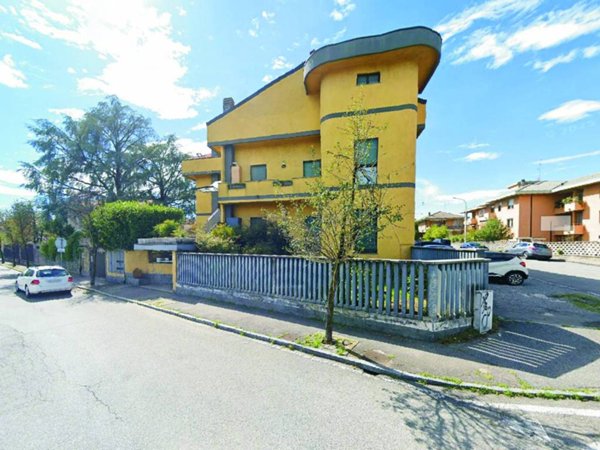 appartamento in vendita a Desio