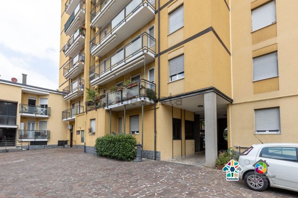 appartamento in vendita a Desio