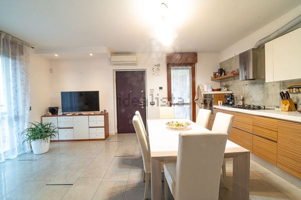 appartamento in vendita a Desio