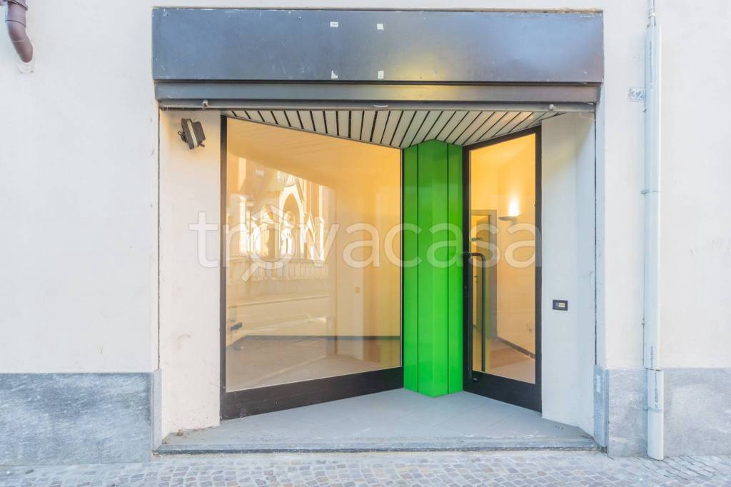 casa indipendente in vendita a Desio