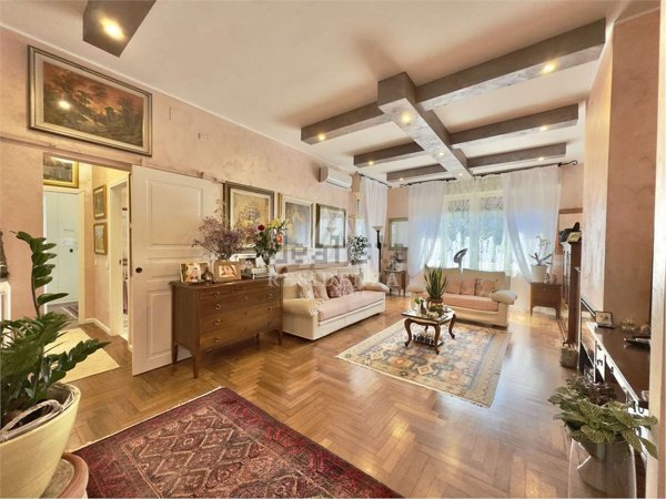 appartamento in vendita a Desio