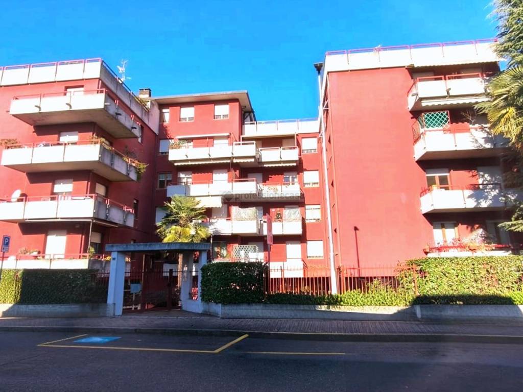 appartamento in vendita a Desio