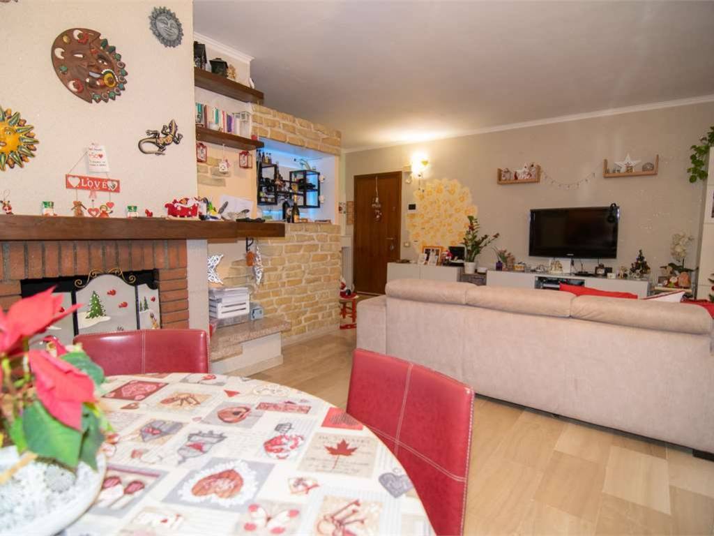 appartamento in vendita a Desio