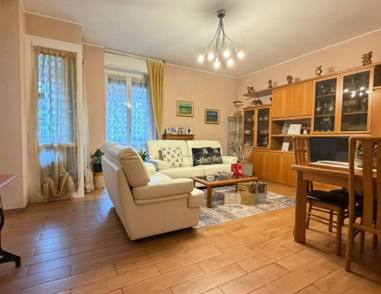 appartamento in vendita a Desio