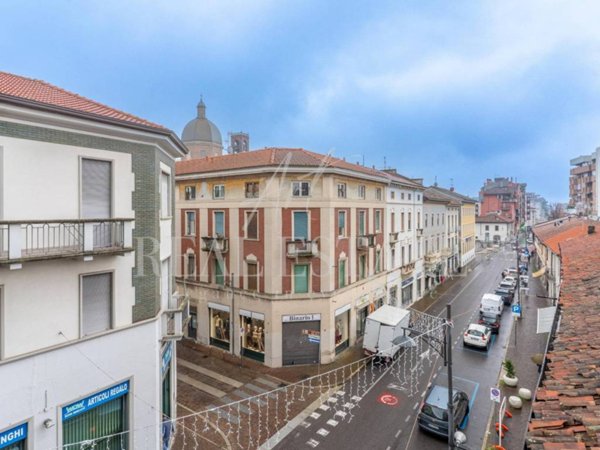appartamento in vendita a Desio