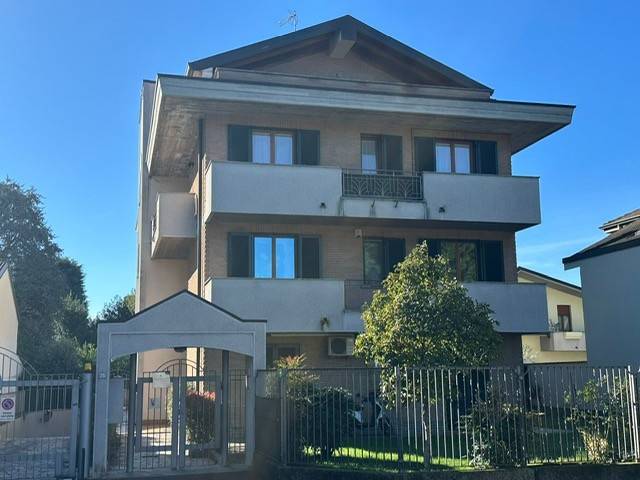 appartamento in vendita a Desio