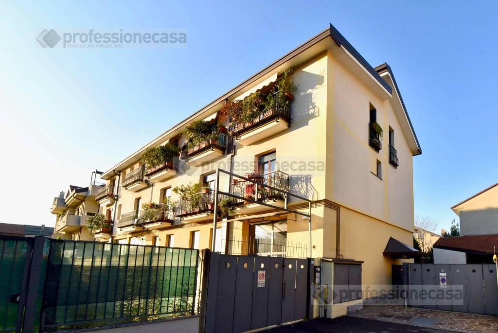 appartamento in vendita a Desio