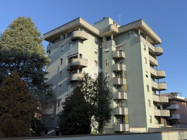 appartamento in vendita a Desio