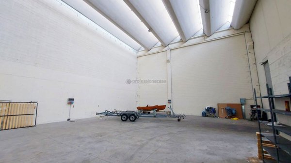 ufficio in vendita a Desio