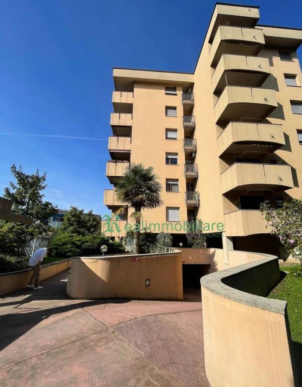 appartamento in vendita a Desio