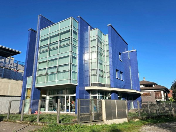 intera palazzina in vendita a Desio