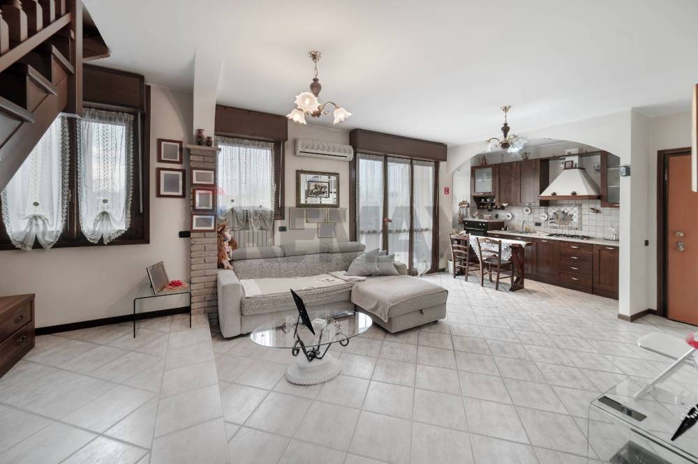 appartamento in vendita a Desio