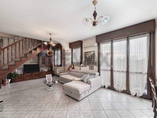 appartamento in vendita a Desio