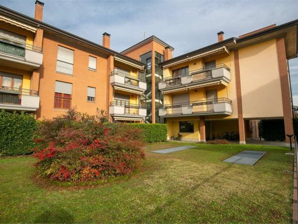 appartamento in vendita a Desio