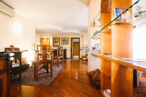 appartamento in vendita a Desio