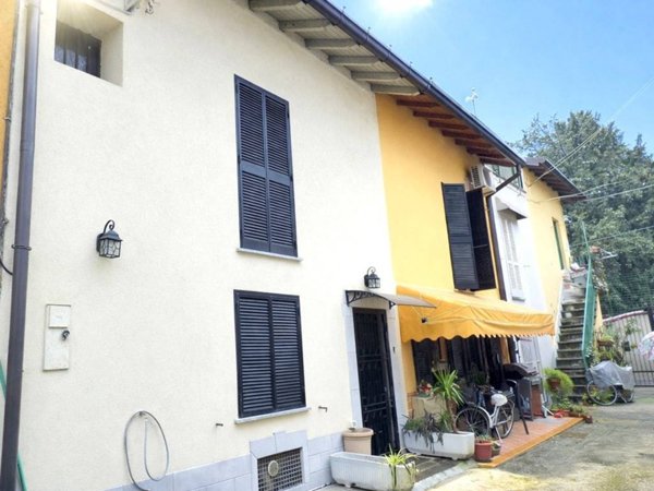 casa indipendente in vendita a Desio