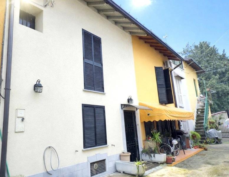 casa indipendente in vendita a Desio