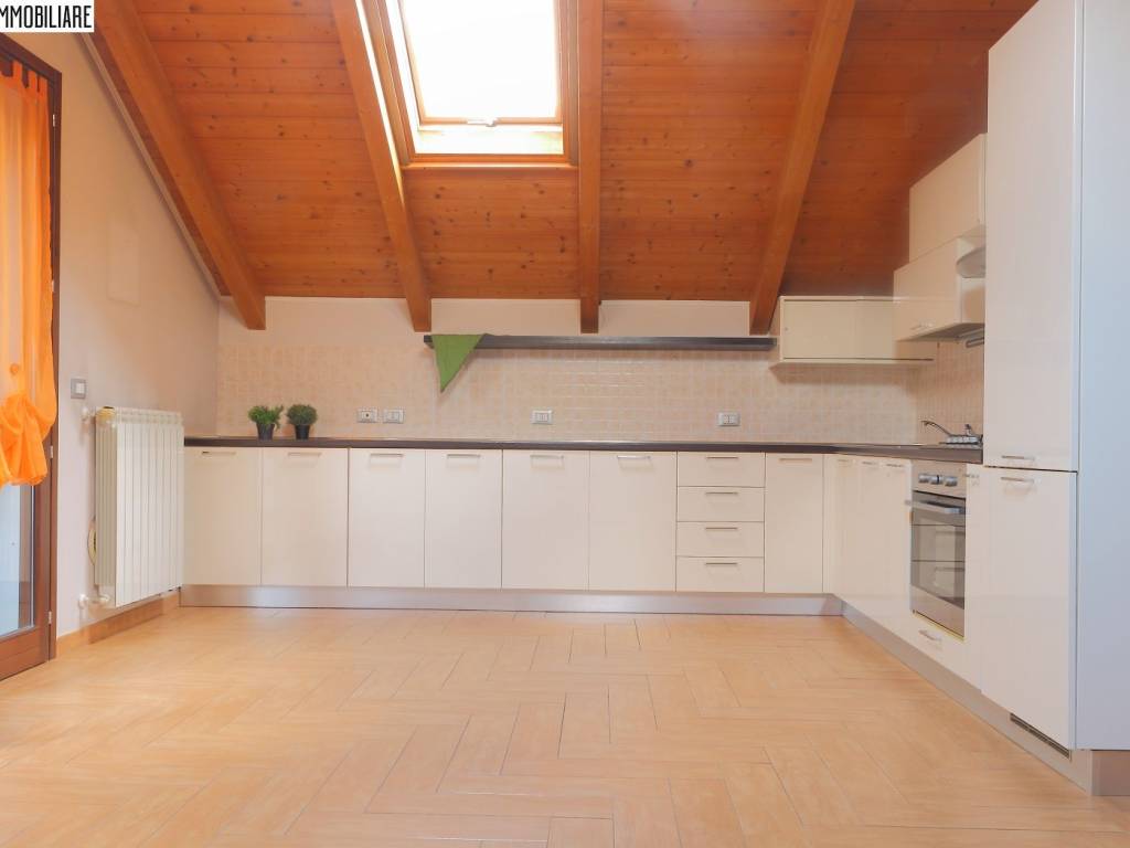 appartamento in vendita a Desio