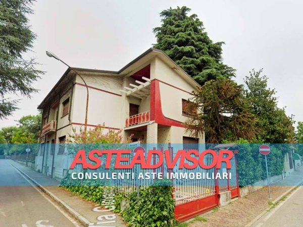 casa indipendente in vendita a Desio