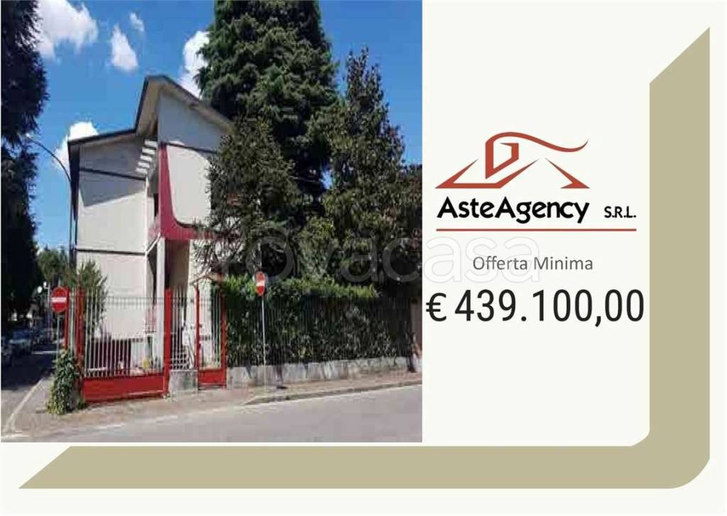 casa indipendente in vendita a Desio