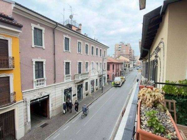 appartamento in vendita a Desio