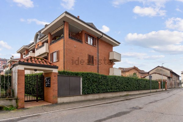 appartamento in vendita a Desio