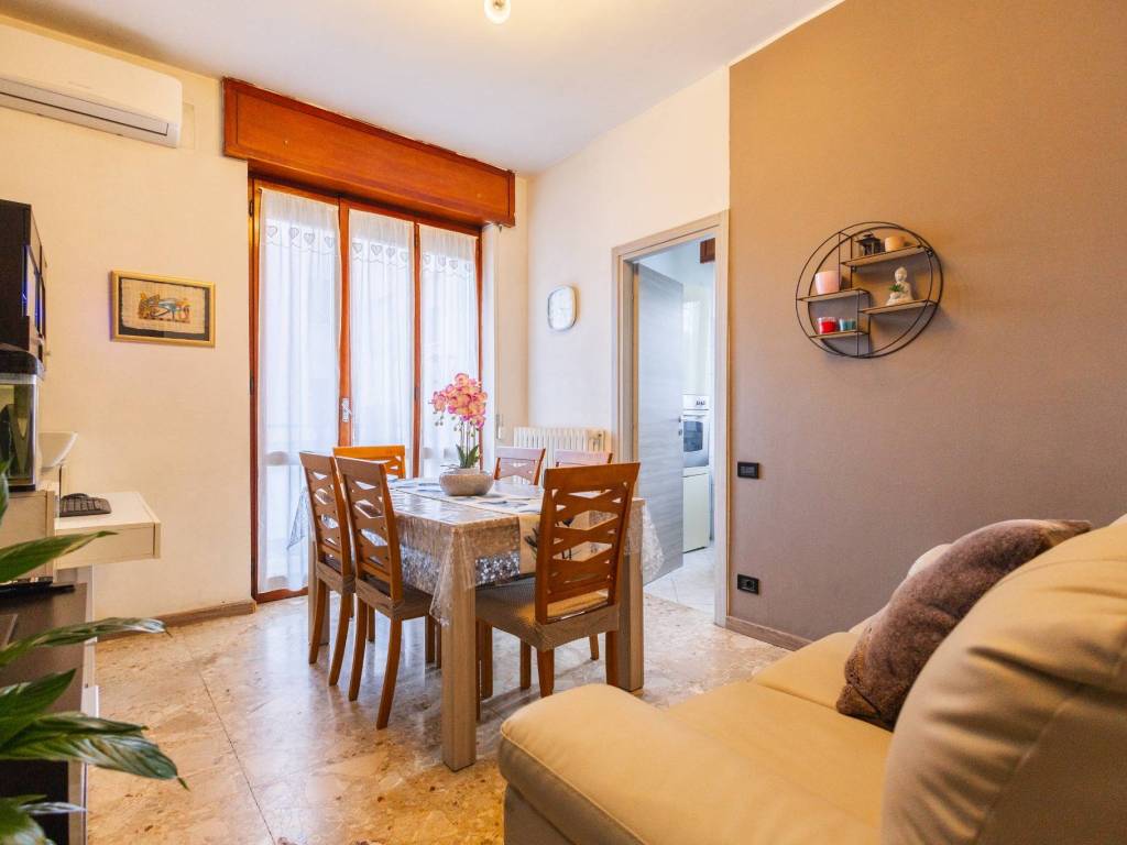 appartamento in vendita a Desio