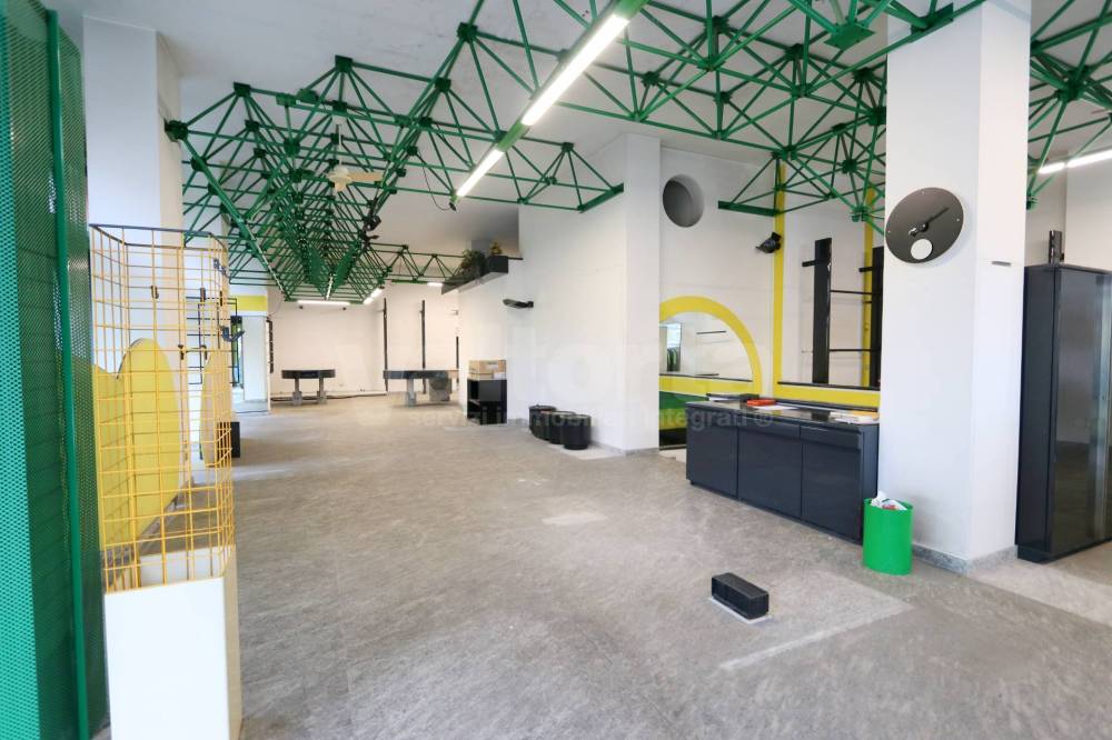 negozio in vendita a Desio