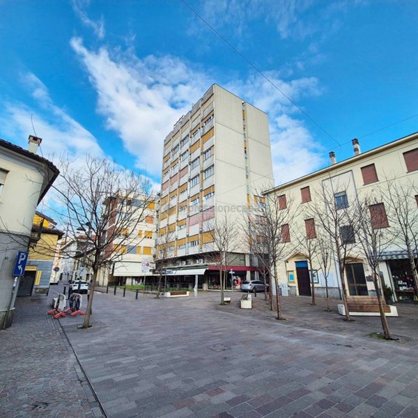 appartamento in vendita a Desio