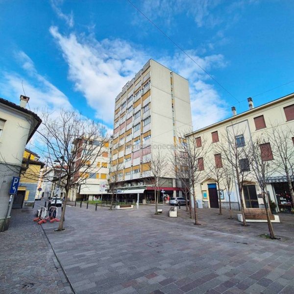 appartamento in vendita a Desio