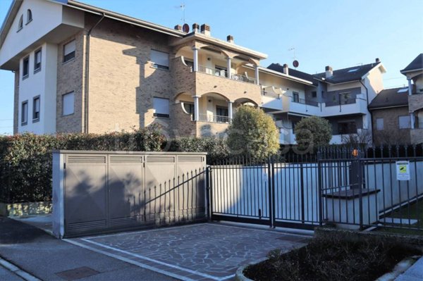 appartamento in vendita a Desio